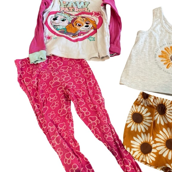 Bundle of 4 girls items 5T - Picture 3 of 4